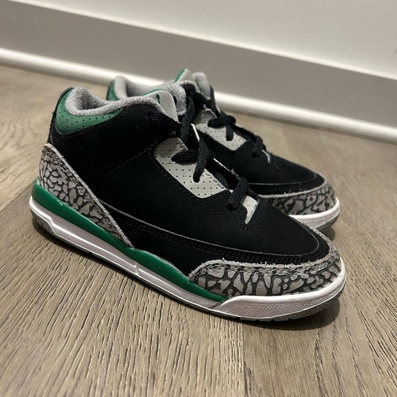 Jordan Other - Nike Air Jordan kids retro 3 Pine Green 10c
